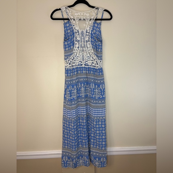 Entro Blue and White Patterned Maxi Dress - Picture 2 of 5